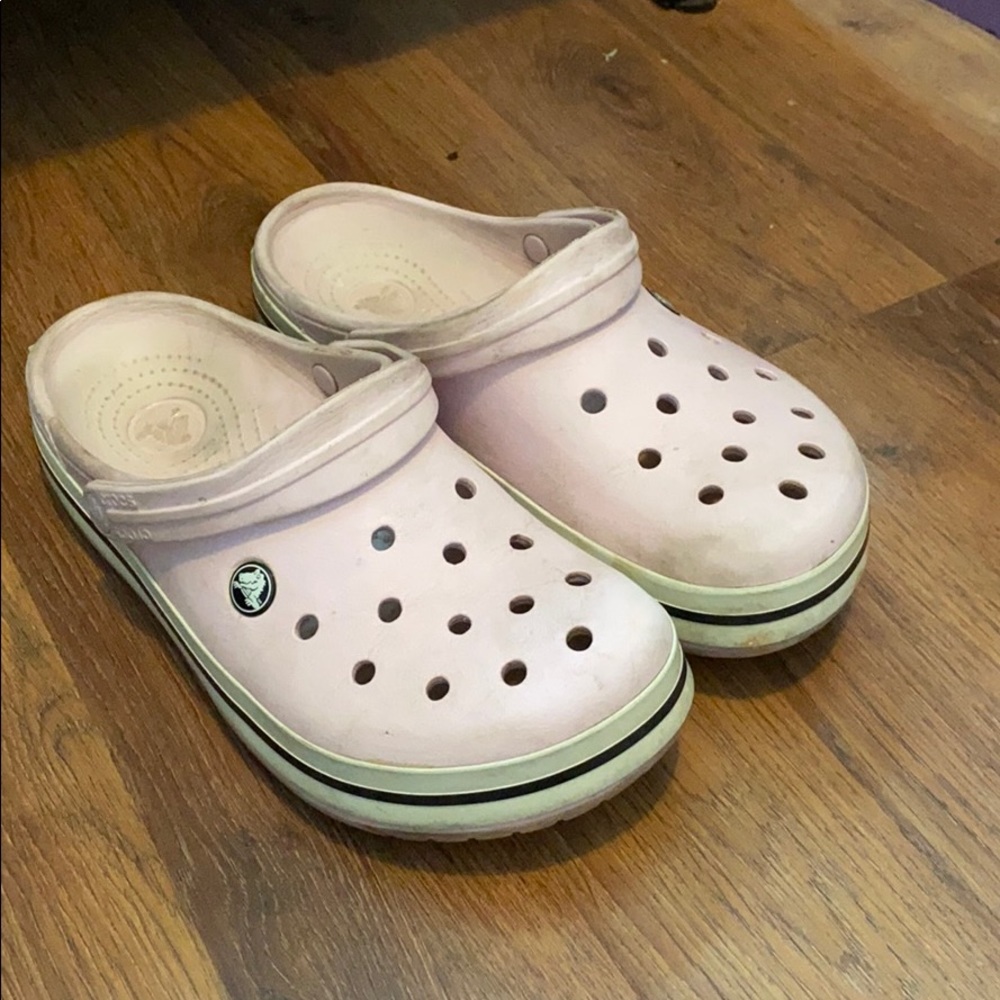 Light pink Crocs
